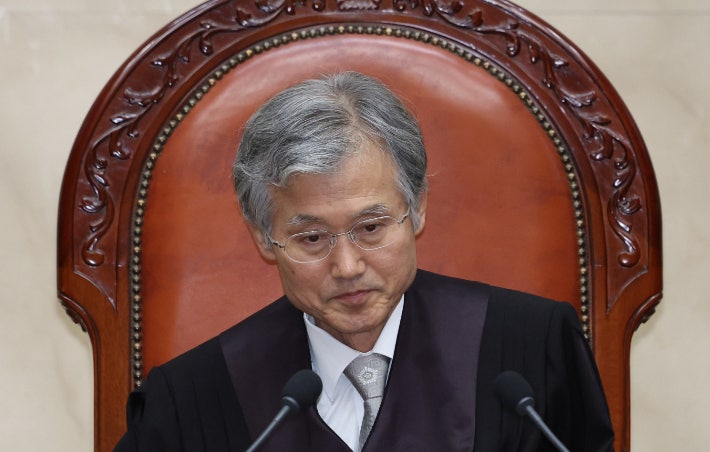 조희대 대법원장, 딸 로펌 사건 심리한다고?!