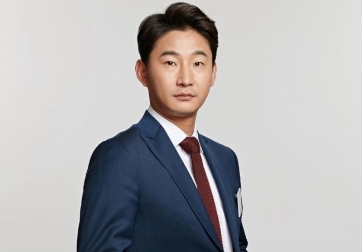 [단독]축구선수 출신 유튜버 <b>이천수</b>, 수억 원대 <b>사기 혐의</b> 피소