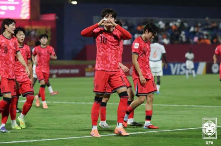 '조별리그 무패 통과' 韓, <b>U-17 월드컵</b> 조 2위로 <b>32강</b> 진출
