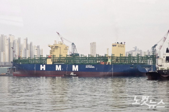 부산에서 건조 중인 HMM의 친환경 선박. 송호재 기자