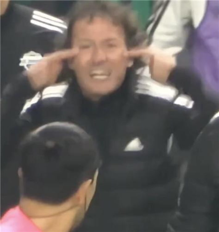 '<b>인종차별</b> 논란' <b>타노스 코치</b> 재심, 만장일치 기각…연맹 이사회 "오류...