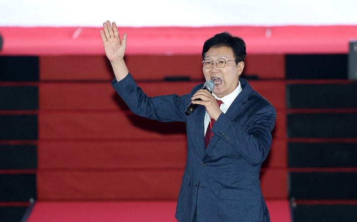 국힘, '<b>강제추행</b> 피소' <b>손범규</b> 대변인 사표 수리