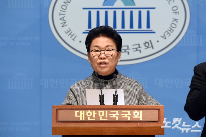 '친청' <b>문정복</b>, 민주 <b>최고위원</b> 보궐 출마…"단결이 출발점"
