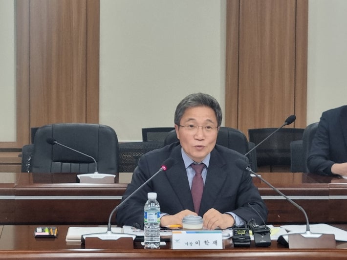 이학재 인천국제공항공사 사장이 16일 기자간담회에서 발언하고 있다.인천공항공사 제공