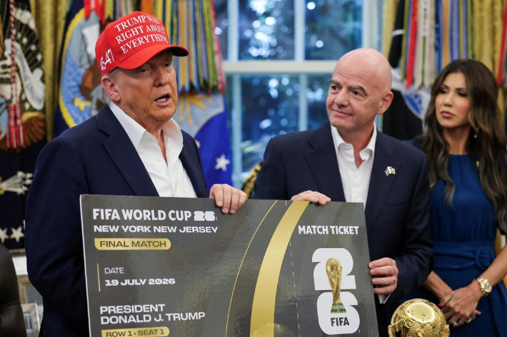 "이 <b>가격</b>이 맞나" 논란 확산…FIFA, 8만원대 최저가 <b>월드컵 티켓</b> 내놨다