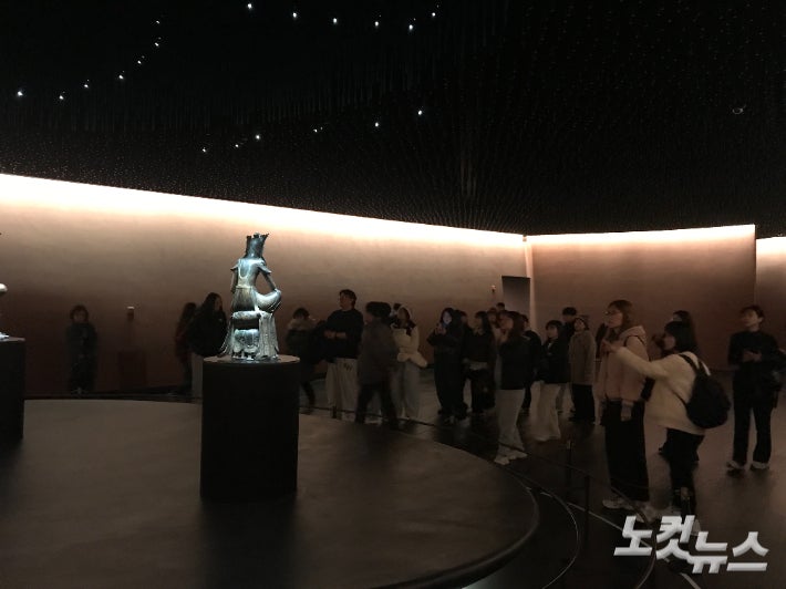 상설전 '사유의 방'을 찾은 관람객들.권유빈 인턴기자