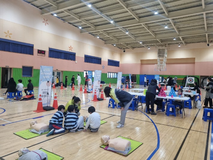 '1학생 1스포츠 교육 프로그램'을 운영하는 제주 구좌중앙초등학교가 지난 5일 스포츠 데이 행사를 개최했다.제주도 