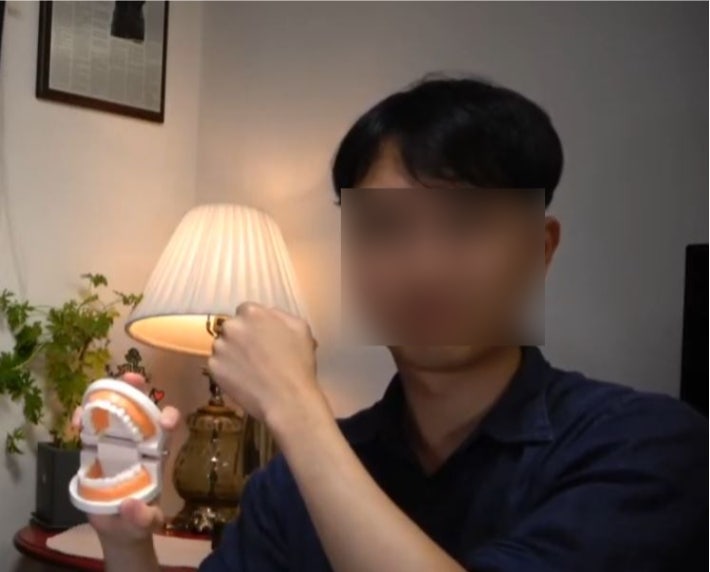 한 보수 유튜버 채널에 출연한 B씨.유튜브 영상 캡처