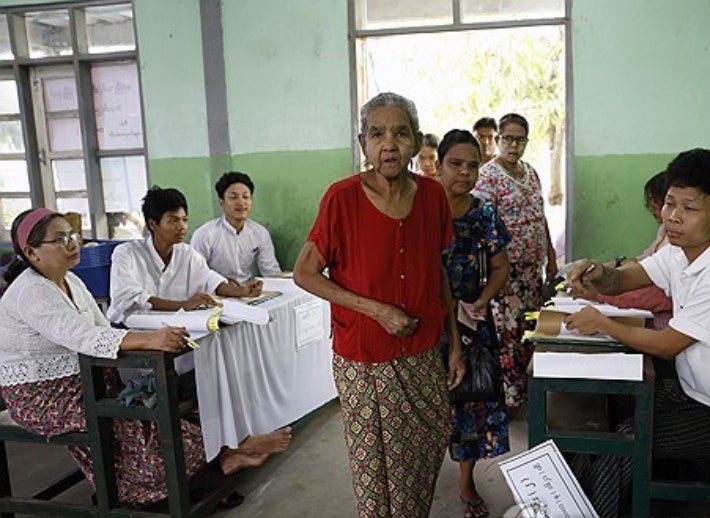 미얀마 양곤 투표소.연합뉴스