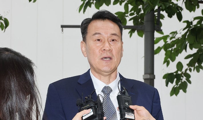 초록색 플러스펜으로 작성된 '계엄사무 우선' 메모…작성자는?