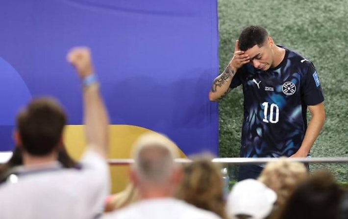"이 도둑놈들아! 축구를 이렇게 망쳐?" FIFA 회장 맹비난한 해설가, 결국 자격 박탈 철퇴