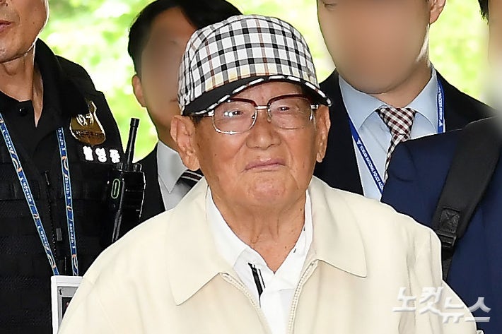 재판 넘겨지는 신천지 2인자…합수본, 횡령·로비도 밝힐까