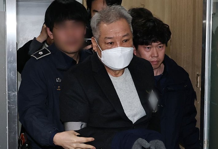 '김건희-통일교 청탁' <b>건진법사</b> 전성배, <b>징역 5년</b> 확정