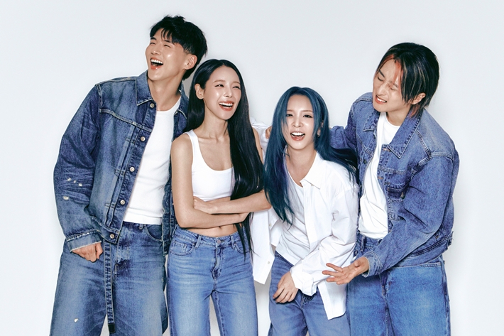 "행복하게 마무리하고 싶어"…그래도 <b>카드</b>는 '라스트 찬스'를 믿는다[EN...