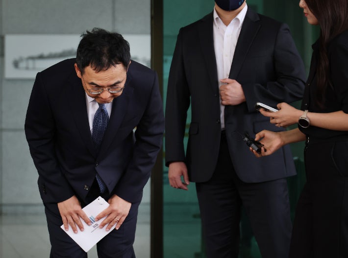 <b>보완수사권</b> 폐지에…檢총장대행 "안타깝고 막막" 사직