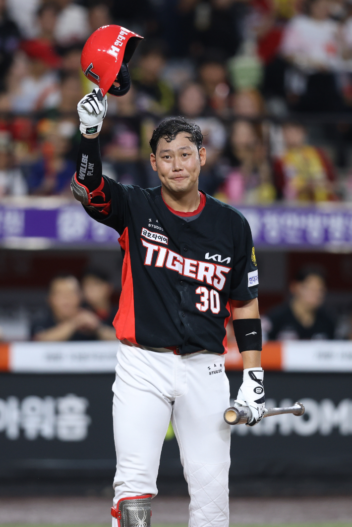 '치어리더 아내 앞 맹타+머쓱?' 14년 한화맨 <b>하주석</b>, 이적 첫 <b>친정</b> 나들...