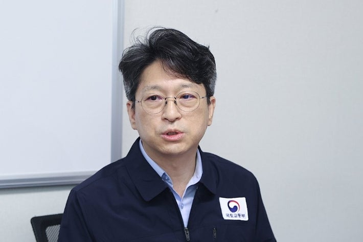 '기본<b>주택</b>'부터 3기 신도시까지…<b>홍지선</b>에 맡긴 '<b>주택 공급</b> 속도전'