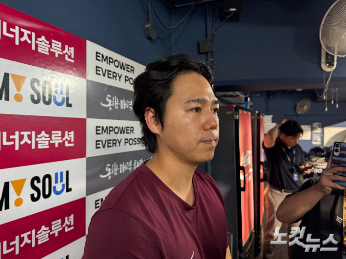 "2년 전 9K보다 짜릿하다"…잠실 첫 선발승 안은 <b>키움</b> 하영민 "잊지 못할...