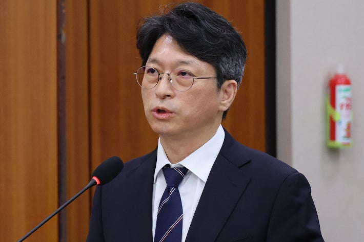 <b>홍지선</b> "시장 충분하다 느낄 때까지 주택 신속 공급"