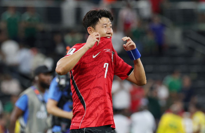 모레노의 첫 선택은 <b>손흥민</b>·<b>오현규</b> <b>투톱</b>…4-4-2로 에콰도르전 치른다