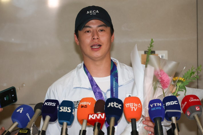 "결과만 좋으면 그만"이라는 <b>노시환</b>…반성 없는 한국 야구의 안일함