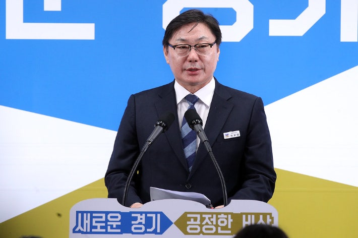 <b>법무부</b> "<b>이화영</b> 前부지사 <b>가석방</b> 요청 없었다…요건도 못 갖춰"