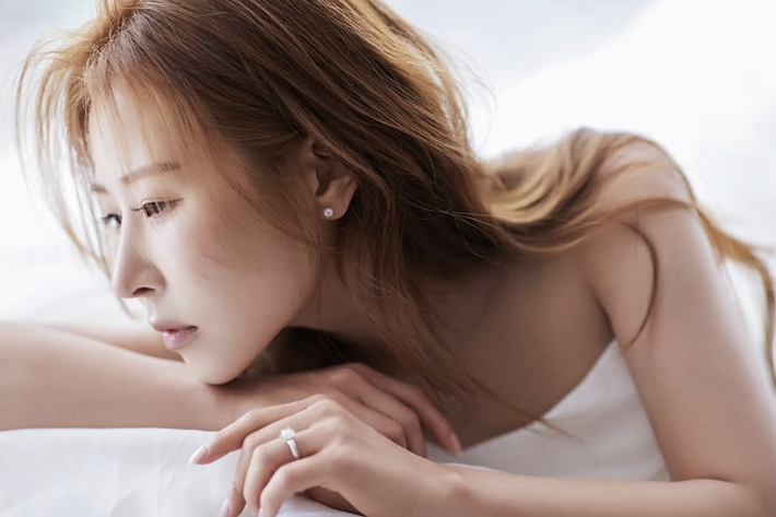 '<b>서준맘</b>' <b>박세미</b>, 직접 <b>결혼</b> 발표…"제일 친한 짝꿍이 생겼습니다"