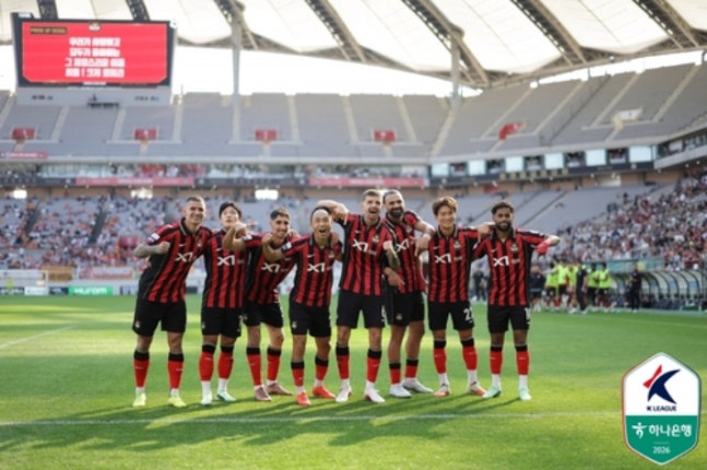 골세리머니를 펼치는 FC서울 선수들. 한국프로축구연맹 제공