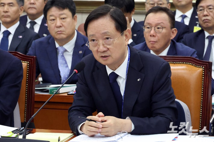이찬진 "<b>솔리다임</b> 나스닥 추진, 중복상장에 저촉된다"