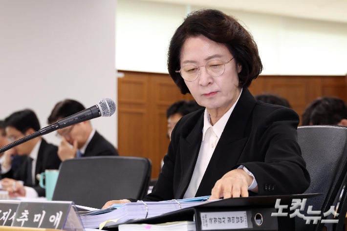 秋 감싸려다 또 논란…김민석, '<b>소방</b>빨대' 옹호한 <b>부승찬</b>에 "경고·직권...