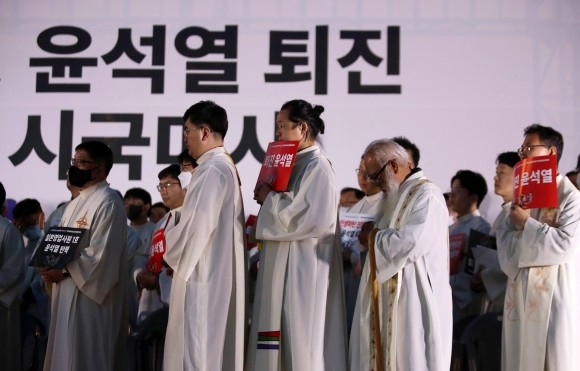 “독재정권 죄업 돌아보라” 연이은 종교계 시국선언 어떻게 봐야 하나