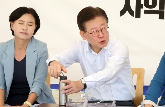 <b>이재명</b> “<b>단식</b>, 폭주 막을 유일한 방법” 윤재옥 “당권 사수용”