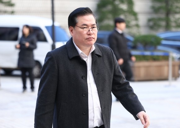 [속보] ‘이재명 측근’ 김용, 불법선거자금·뇌물 일부 유죄…유동규 무죄
