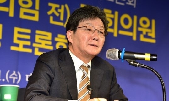 <b>유승민</b> “당 지키겠다…<b>공천</b> 신청 안 할 것”