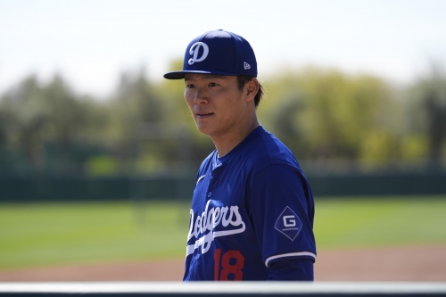 한국에서 MLB 선발 데뷔하는 日 ‘에이스’ <b>야마모토</b>