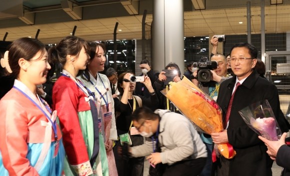 北 <b>여자축구 대표팀</b> 日 입국…“동포들 열렬한 환영 감사” [포착]