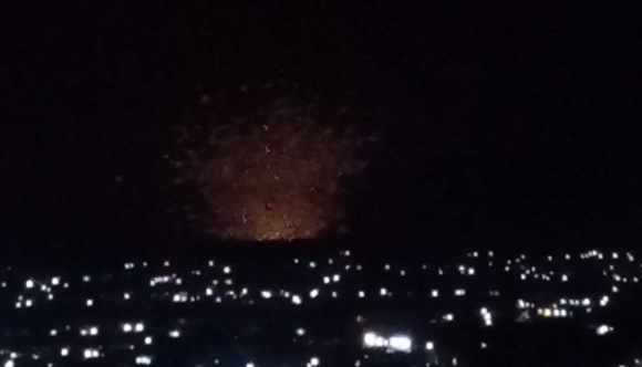 Glow of fire caused by Israeli air strikes near Aleppo, northwestern Syria on June 3, 2024 (local time) / Photo = SOHR