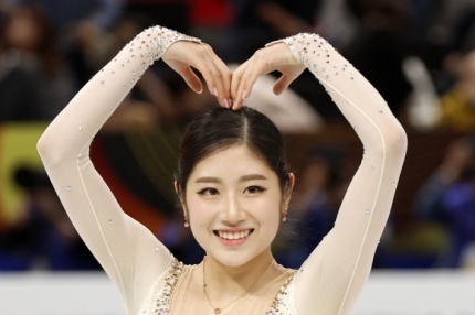 한국의 이해인이 여자 프리 스케이팅에서 연기를 펼치고 있다. 2023. 03.24 로이터연합뉴스