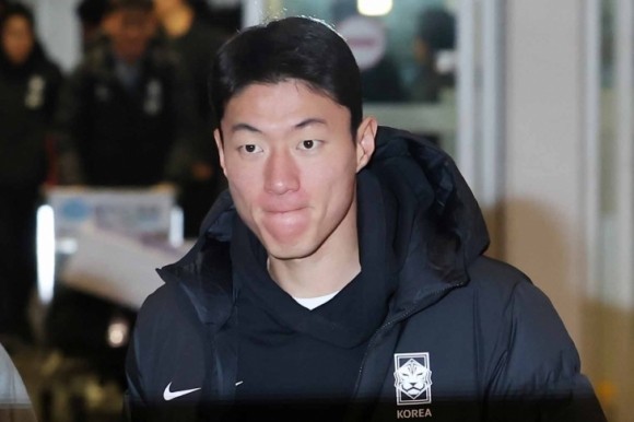 검찰 ‘불법촬영 <b>혐의</b>’ <b>황의조</b> 불구속 기소