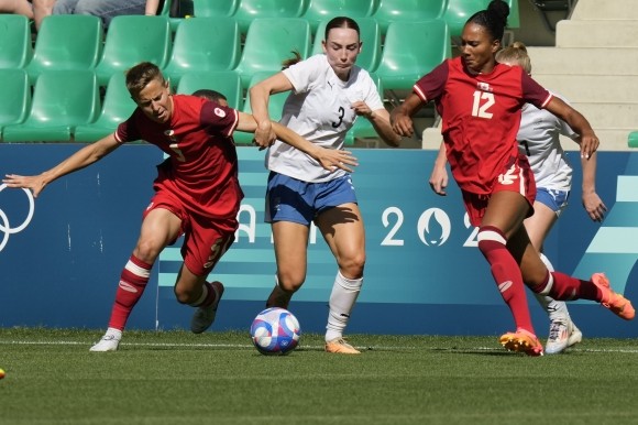 고개 숙인 캐나다 女<b>축구</b>… ‘<b>드론</b> 염탐’ 적발돼 승점 삭감