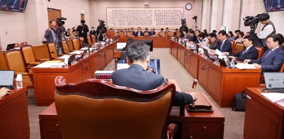 민주 ‘김여사 <b>특검법</b>’ <b>수정안</b> 내기로…제3자 <b>추천</b>·수사범위 축소