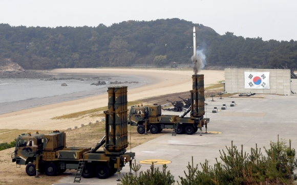 国防科学研究所で開発した天弓地対空誘導武器. 2020.8.5 国防広報員提供