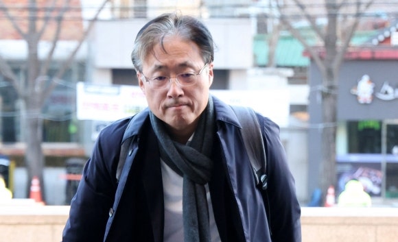 <b>김형두 헌법재판관</b> “尹 <b>탄핵심판</b> 사건 최우선…6인 체제 선고 여부는 ...