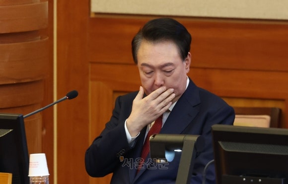 尹, 변론 후 <b>서울구치소</b> 대신 병원으로 이동
