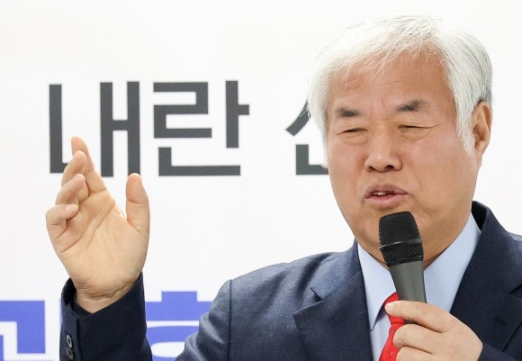 <b>전광훈</b> “<b>특임전도사</b>? 내가 그런 애들과 대화할 군번이냐”
