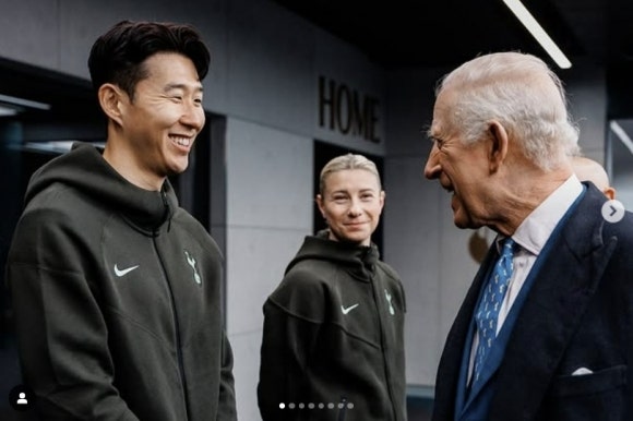 <b>찰스 3세</b>와 악수한 <b>손흥민</b>, “팀 잘 되고 있나”는 질문에…