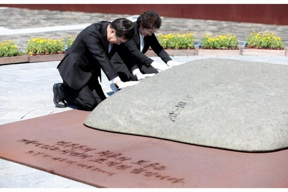 <b>김동연</b> “난 <b>노무현</b> 부채 상속자!”···“경선, 대선에 나가면 이기겠...