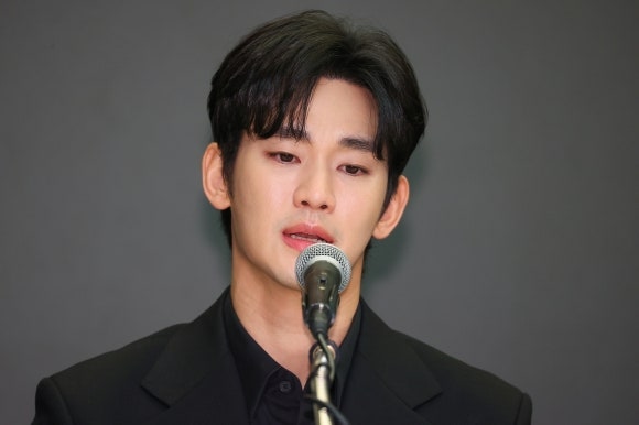 ‘<b>김수현 방지법</b>’ 청원 등장…“<b>의제강간</b> 만19세로 상향”