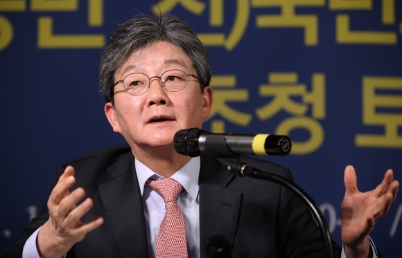 <b>유승민</b>, <b>국민의힘</b> 경선 <b>불출마</b>…“당은 반성과 변화의 길 거부”