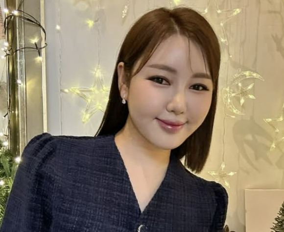 “송금 말고 즉시 경찰에 신고”…<b>송가인</b> 측 긴급 공지, 무슨 일